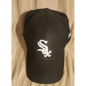 New Era MLB Chicago White Sox 39THIRTY White Patch Black Fitted Cap -